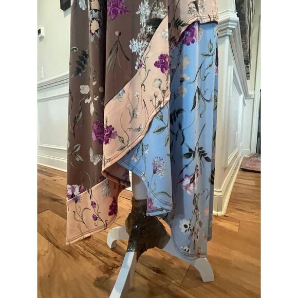 EST 1946 NWT V NECK HI LO FLORAL FULL BLOOM DRESS WOMENS SIZE MEDIUM - Picture 5 of 9